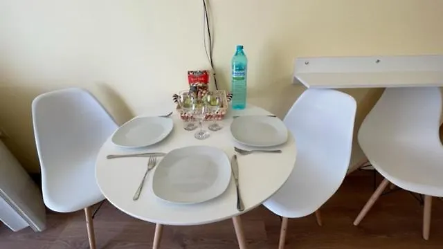 Afrodita I 108 Sunny