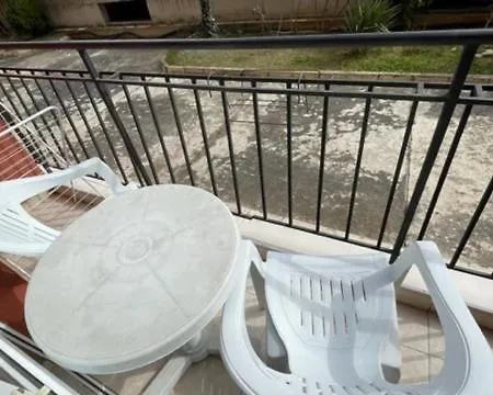 Afrodita I 108 Sunny